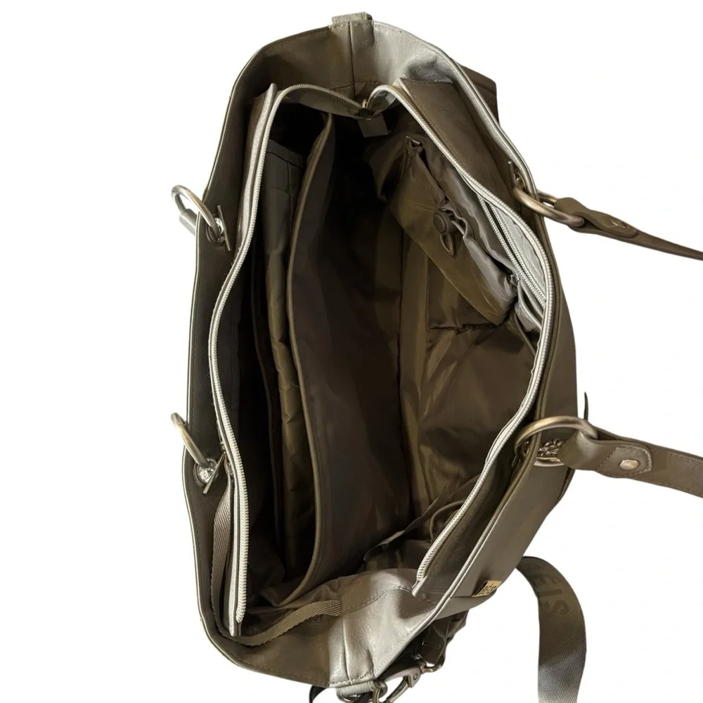 BEIS The Diaper Bag in Gray - Picture 7 of 16